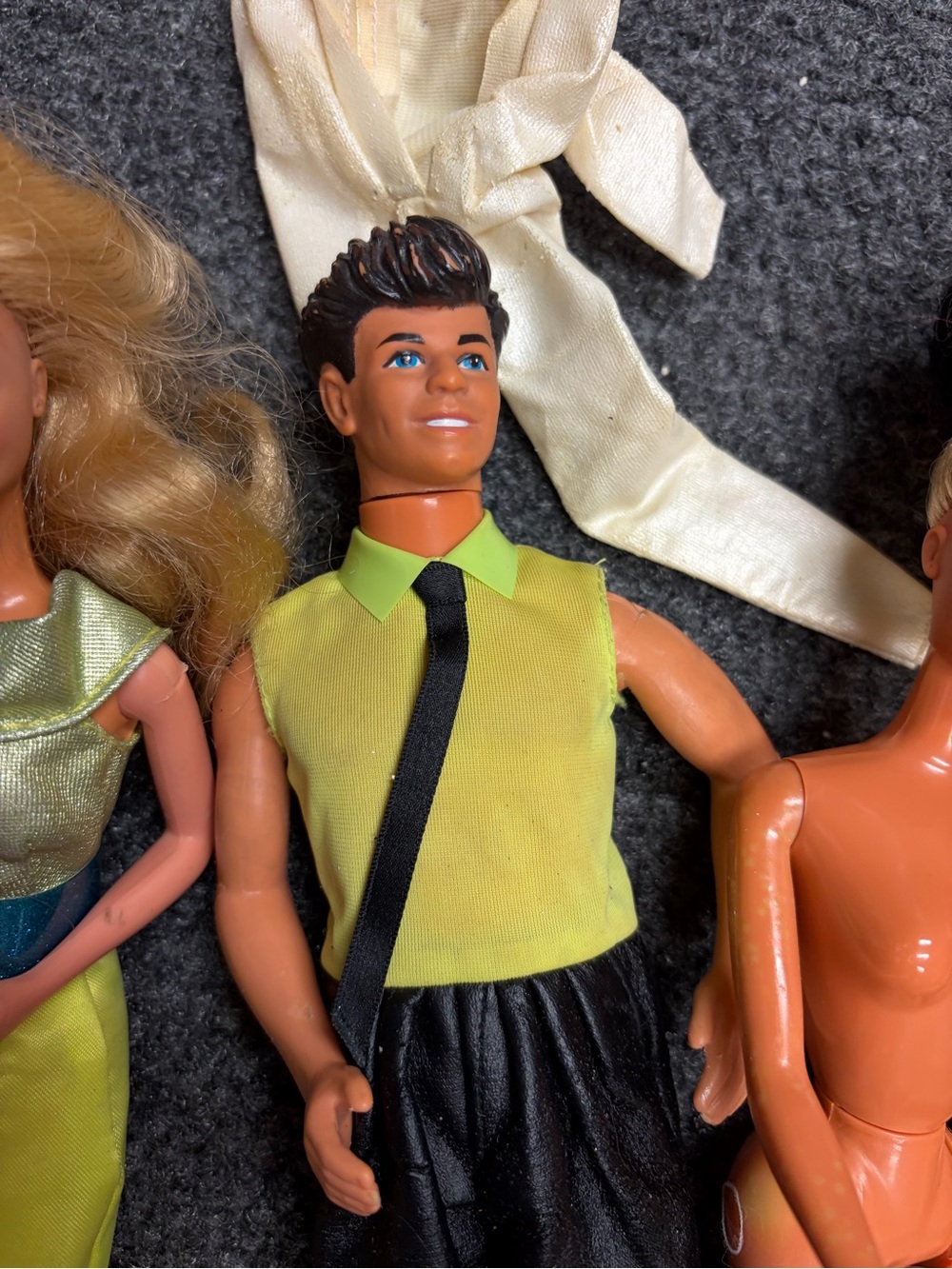 1980s Barbie and The Rockers lot of dolls outfits - Picture 6 of 10